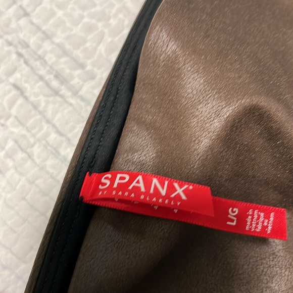 Spanx faux leather leggings - Picture 4 of 4